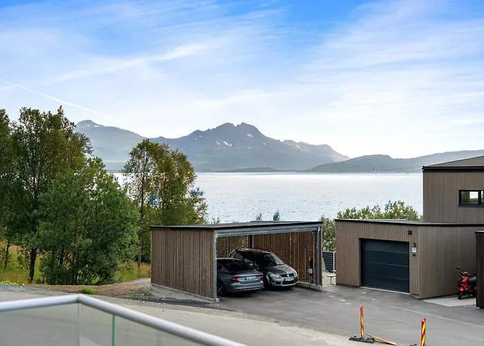 Arctic Homes - Nordic Experience Апартаменты Тромсё